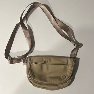 Lululemon All Night Festival Crossbody Bag 2L